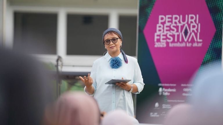 Pesan Retno Marsudi untuk Generasi Muda: Jangan Terjebak Budaya Instan