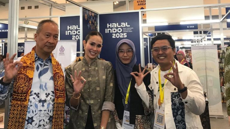 Inovasi Batik Sawit Antar Smart Batik Raih Penghargaan Nasional di IHYA 2025