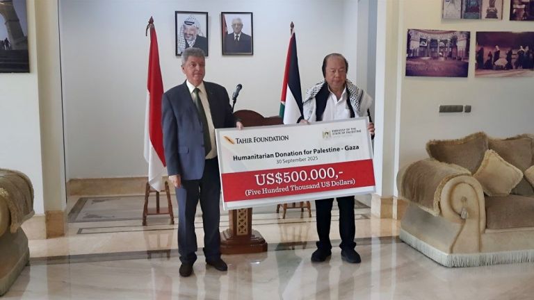 Dukung Layanan Kesehatan, Dato Sri Tahir Berikan Bantuan Rp8,3 Miliar untuk Rakyat Palestina