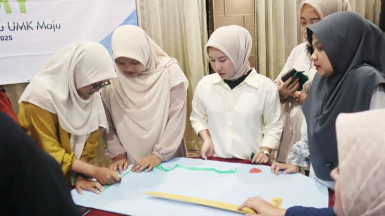 Jahit Asa di Desa Petani, Pertamina Drilling Dorong UMK Tumbuh