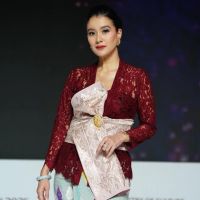 Mengenal Sosok Marcella Zalianty dan Kiprah Kariernya Jadi Bintang Film Tanah Air