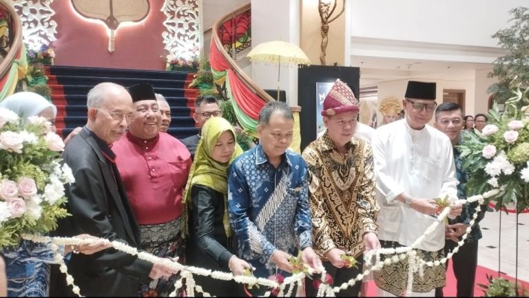 Rayakan Warisan Budaya Melayu dan Dukung UMKM, Hotel Borobudur Jakarta dan Pemprov Kepri Hadirkan 'Discover Art & Culture'
