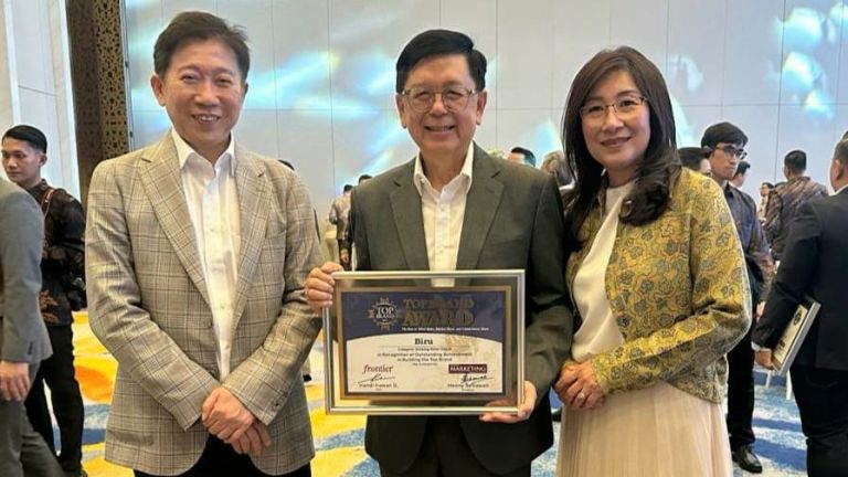 Air Minum Biru Raih Top Brand Award 2025
