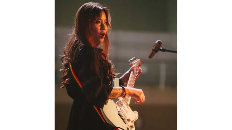 Profil Danilla Riyadi, Ratu Musik Indie Indonesia yang Multitalenta dan Pernah Jadi Guru