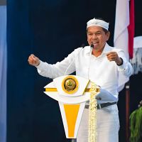 Sosok dan Perjalanan Karier Gubernur Jawa Barat Dedi Mulyadi