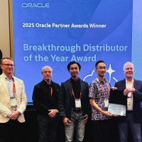Mega Buana Teknologi Raih Penghargaan pada Oracle Partner Awards 2025