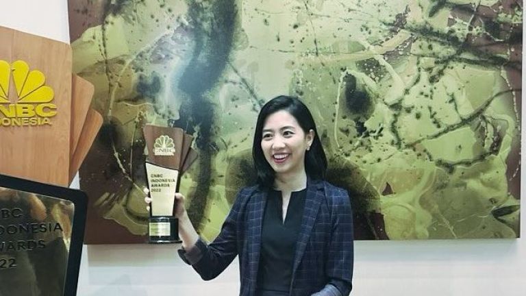 Berkenalan dengan Claudia Kolonas, Perempuan Hebat di Balik Bisnis Fintech Pluang