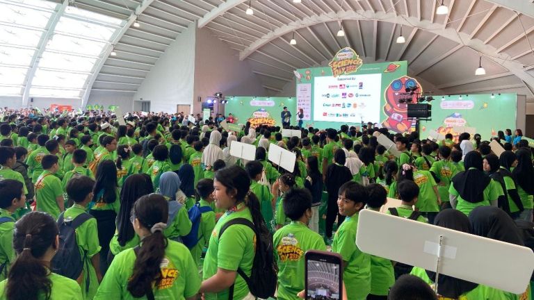 Gramedia Science Day 2025 Jakarta Jadi Ajang Kompetisi Ratusan Ilmuwan Cilik