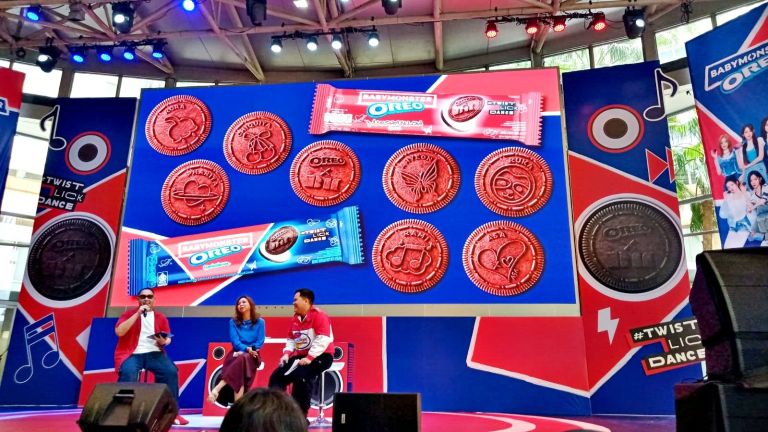 Gaungkan #TwistLickDance, Kolaborasi OREO dan BABYMONSTER Hadirkan Red Sandwich Cookies Edisi Terbatas
