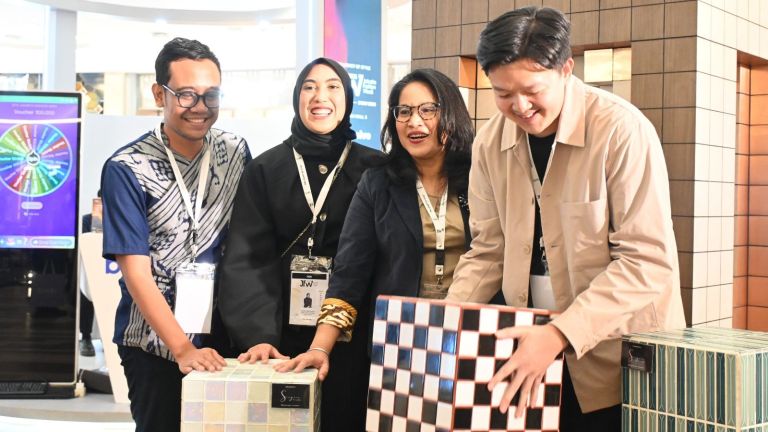 AICA Indonesia Dorong Penggunaan HPL yang Tahan Lama, Aman, dan Ramah Lingkungan