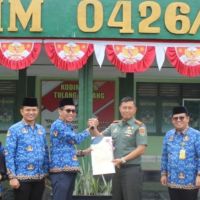 Lindungi Aset Negara, BPN Kabupaten Tulang Bawang Serahkan Sertifikat Tanah Elektronik milik TNI AD