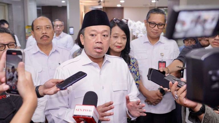 Cegah Banjir, Menteri Nusron Perintahkan Penertiban Bangunan Liar di Bantaran Sungai