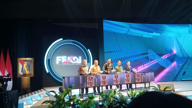 OJK Tegaskan Transformasi Digital Harus Diiringi dengan Inovasi dan Mitigasi Risiko yang Kuat