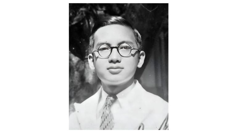 Mengenang P.K. Ojong, Tokoh Pers Nasional Sekaligus Pendiri Kompas Gramedia