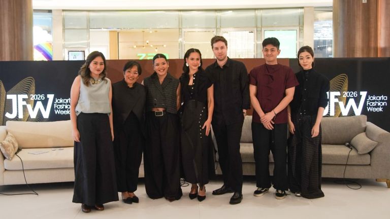 TRESemmé Dukung Perempuan Tampil Ekstra dan Menawan di Jakarta Fashion Week 2026