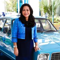 Cerita Noni Purnomo Generasi Ketiga Bluebird yang Butuh Waktu Dua Tahun Yakinkan Sang Ayah