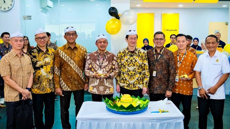 Maybank Indonesia Resmikan Kantor Cabang di Subang