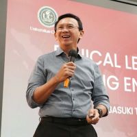 Ahok: Pegang Teguh Visi, Gunakan Nurani, dan Bangun Fondasi Hidup yang Kuat