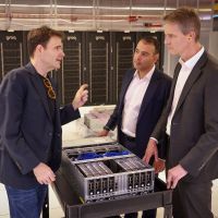 Groq Gandeng Equinix Bangun Pusat AI 4,5 MW di Sydney, Percepat Layanan untuk Asia-Pasifik