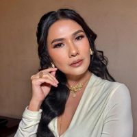 Mengenal Sosok dan Perjalanan Karier Nova Eliza: Dari Debut di Sinetron hingga Eksis di Film