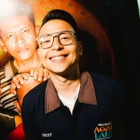 Profil dan Perjalanan Karier Ernest Prakasa, dari Panggung Komika hingga Dunia Film Tanah Air