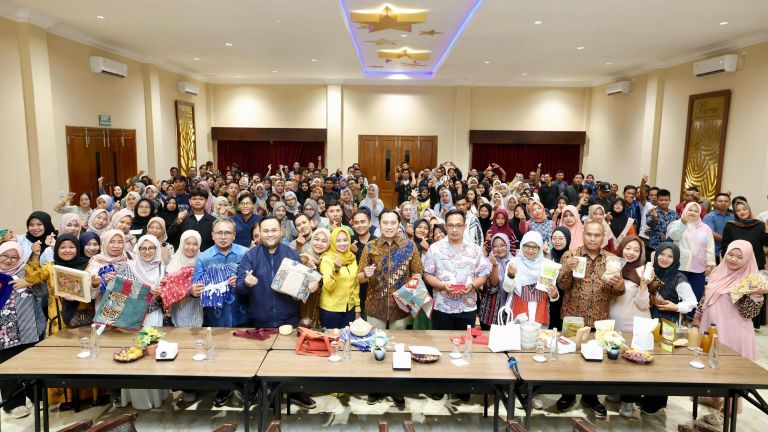 Ibas Dukung UMKM dan Ekonomi Kreatif Pacitan Naik Kelas