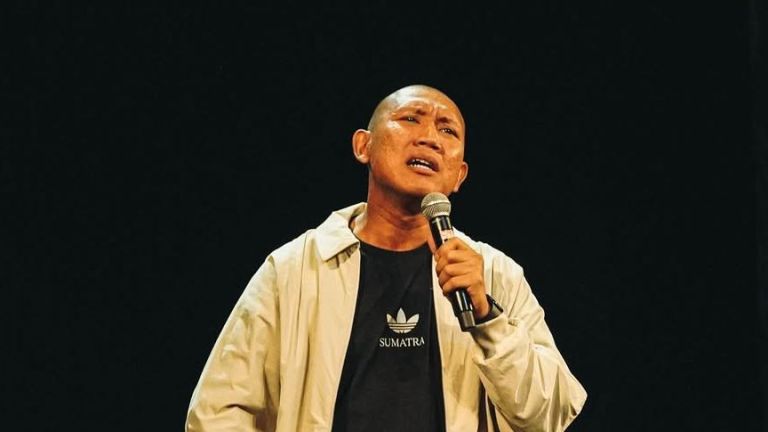 Mengenal Sosok Oki Rengga, Intip Perjalanan Karier Sang Komika