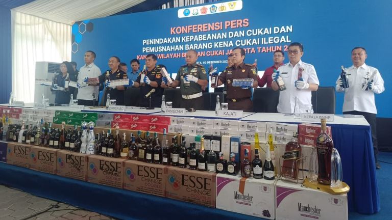 Bea Cukai Pertegas Perlindungan Masyarakat lewat Pemusnahan Barang Kena Cukai Ilegal