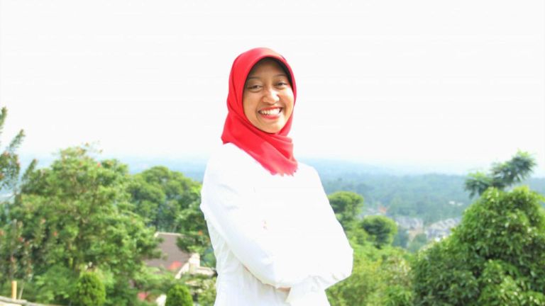 Mengenal Sosok Ayu Kartika Dewi, Aktivis Sosial dan Stafsus di Era Jokowi