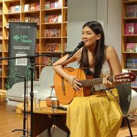 Emosi dan Inspirasi Bermusik Monita Tahalea Mengalir dari Alam