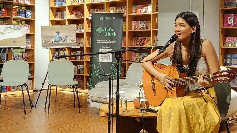 Emosi dan Inspirasi Bermusik Monita Tahalea Mengalir dari Alam