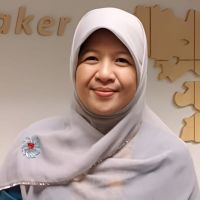 Mengenal Septi Peni Wulandani: Sosok Perempuan Inspiratif di Balik Lahirnya Ibu Profesional dan Jarimatika