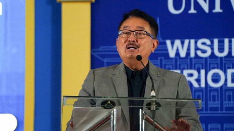 Pesan Direktur BCA: Kewajiban Belajar Tak Kenal Jabatan