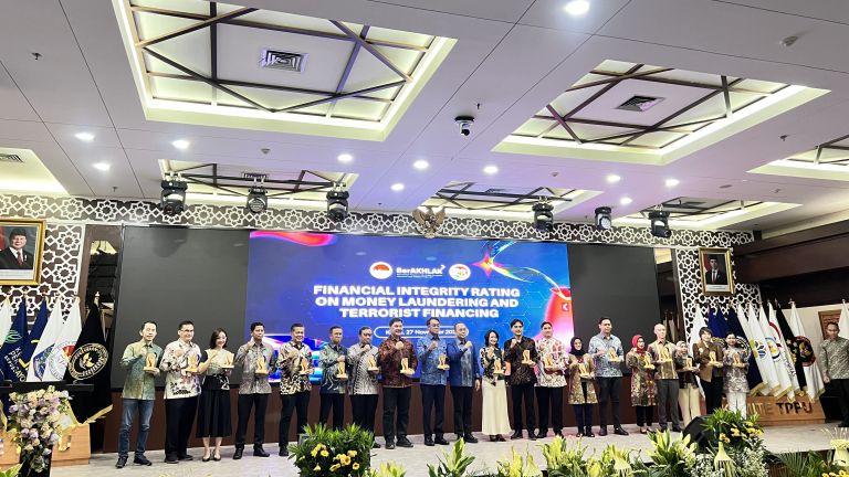 Ajaib Kripto Dinobatkan sebagai Platform Kripto Berintegritas Terbaik oleh PPATK