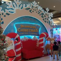 Sparkling Christmas 2025: Pakuwon Mall Bekasi Hadirkan Wahana Ice Skating Rink hingga Snow Playground