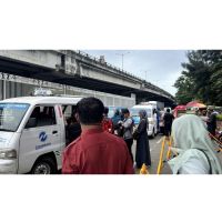 Kini Tersedia Pembatas Antrean JakLingko di Pasar Rebo, Penumpang Lebih Tertib