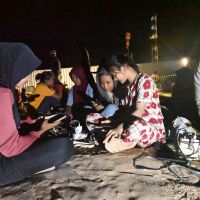 Warga Aceh Tamiang Menyambung Harapan di Rig Pertamina