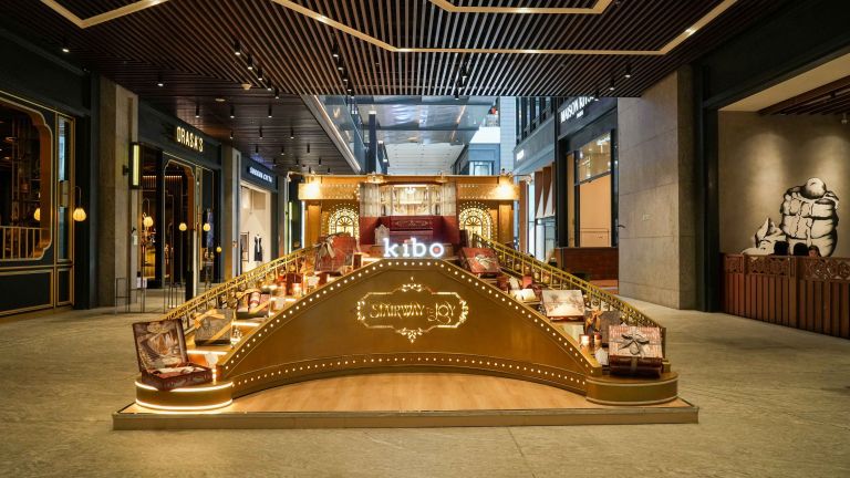 Sambut Natal, Kibo x Alora Artisan Hadirkan Hampers 3D European-Style dalam Koleksi 'Stairway to Joy'