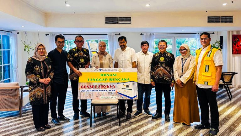 ILUNI FKUI dan FTUI Bersama ParagonCorp Donasikan Genset ke RSUD Langsa, Aceh