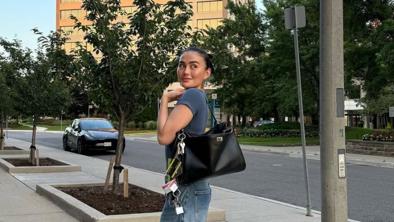 Agnez Mo dan Perjalanan Kariernya di Panggung Musik hingga Go Internasional