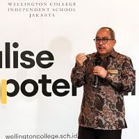 Wellington College Independent School Jakarta Tunjuk Tommy Suryopratomo sebagai Pembina Yayasan