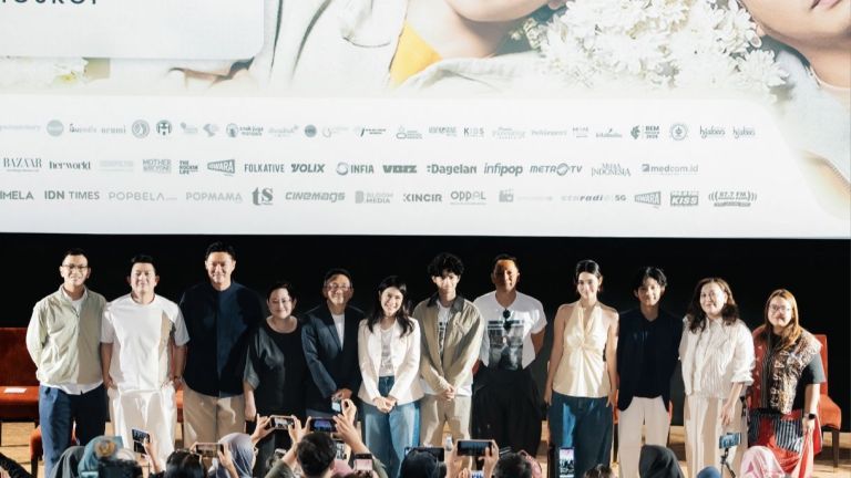 Film Esok Tanpa Ibu: Dilema Kehilangan, Mungkinkah AI Menggantikan Kehangatan Seorang Ibu?