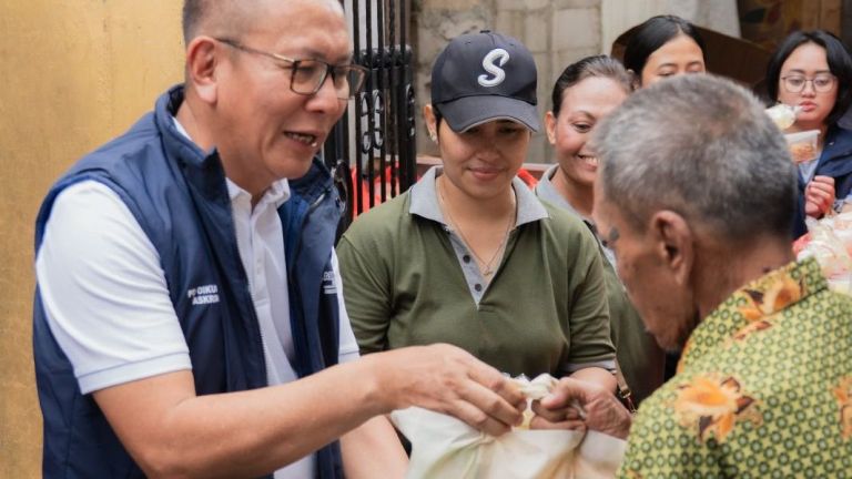 Askrindo Berbagi Kasih: Kami Tak Hanya Salurkan Bantuan, Tetapi Menyampaikan Kepedulian dan Harapan