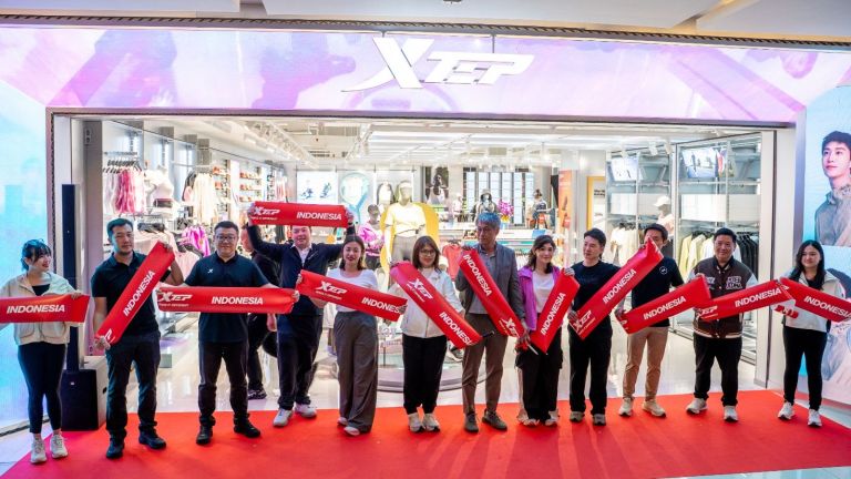 Buka Store Baru di Central Park Mall, XTEP Rangkul Pelari Hingga Urban Active