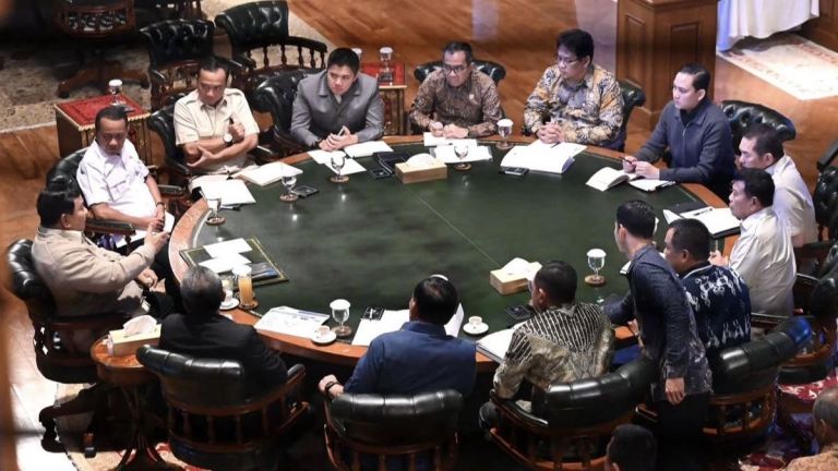 Prabowo Panggil Bahlil hingga Kepala BIN Cek Progres Program Prioritas