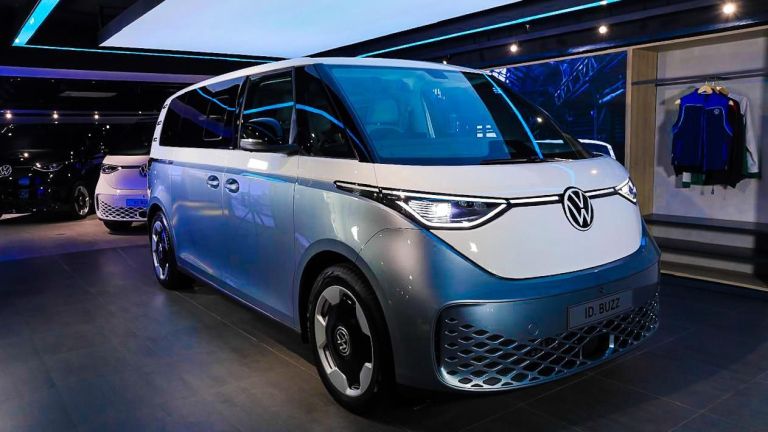 Volkswagen Luncurkan ID. Buzz BOZZ White Signature Edition