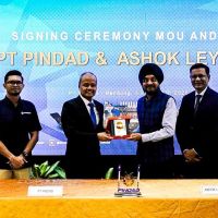 Ashok Leyland dari India dan PT Pindad Jalin Kobalorasi Pengembangan Bus Listrik dan Kendaraan Pertahanan untuk Indonesia