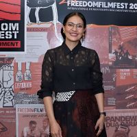 Lebih Dekat dengan Lola Amaria: Aktris Berbakat yang Kini Bersinar di Balik Layar