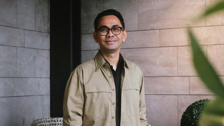 Introvert Juga Bisa Jago Public Speaking, Ini Tips dari Troy Fridatama