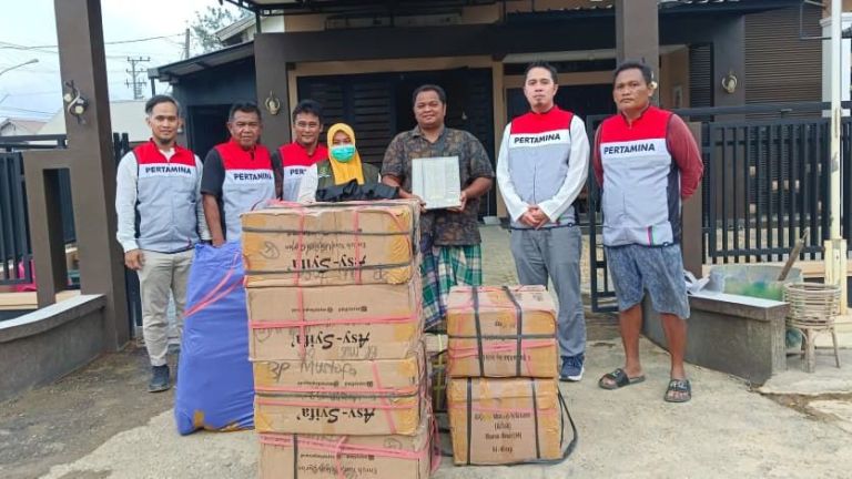 Sambut Ramadan, Pertamina Drilling Salurkan Alquran dan Perlengkapan Sholat ke Lokasi Bencana Aceh